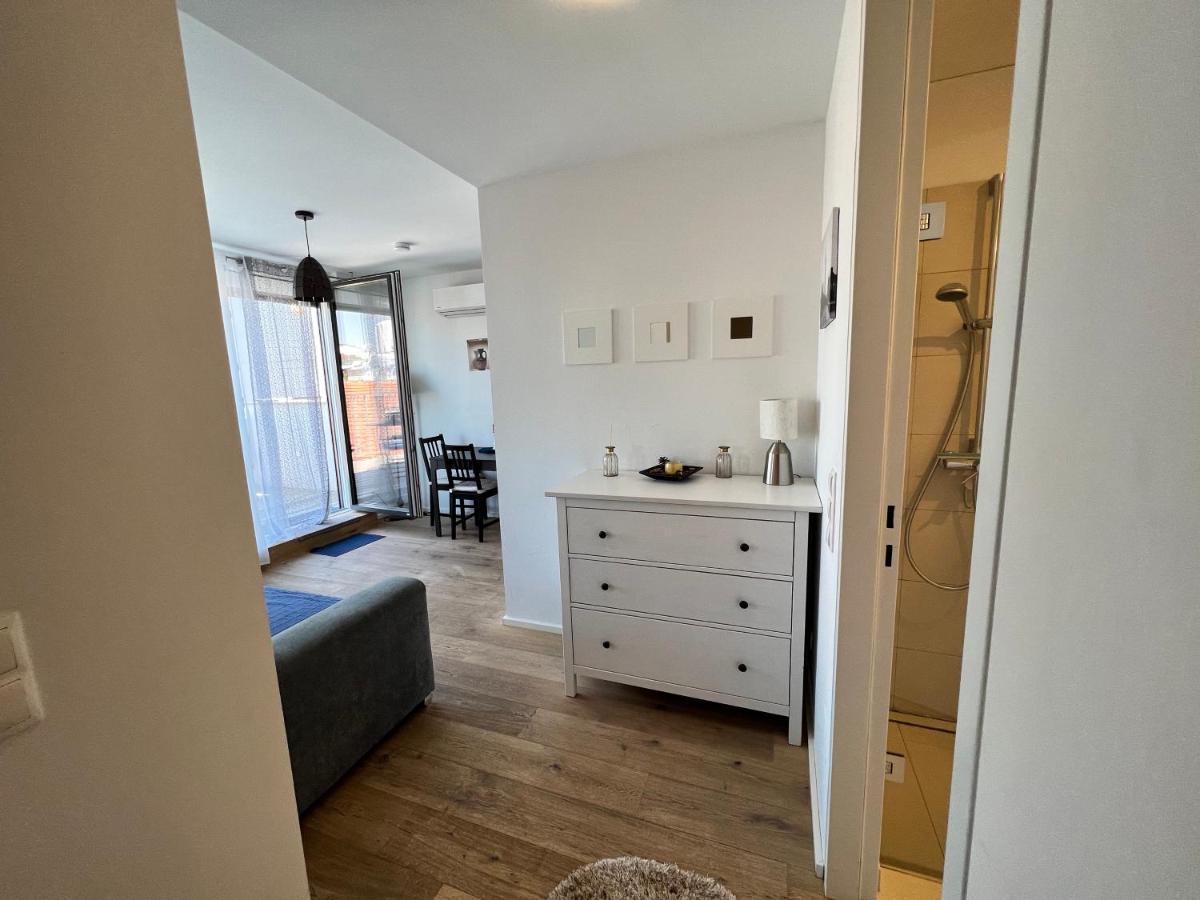 Wunderschones Apartment Виена Екстериор снимка