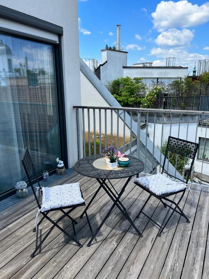 Wunderschones Apartment Виена Екстериор снимка