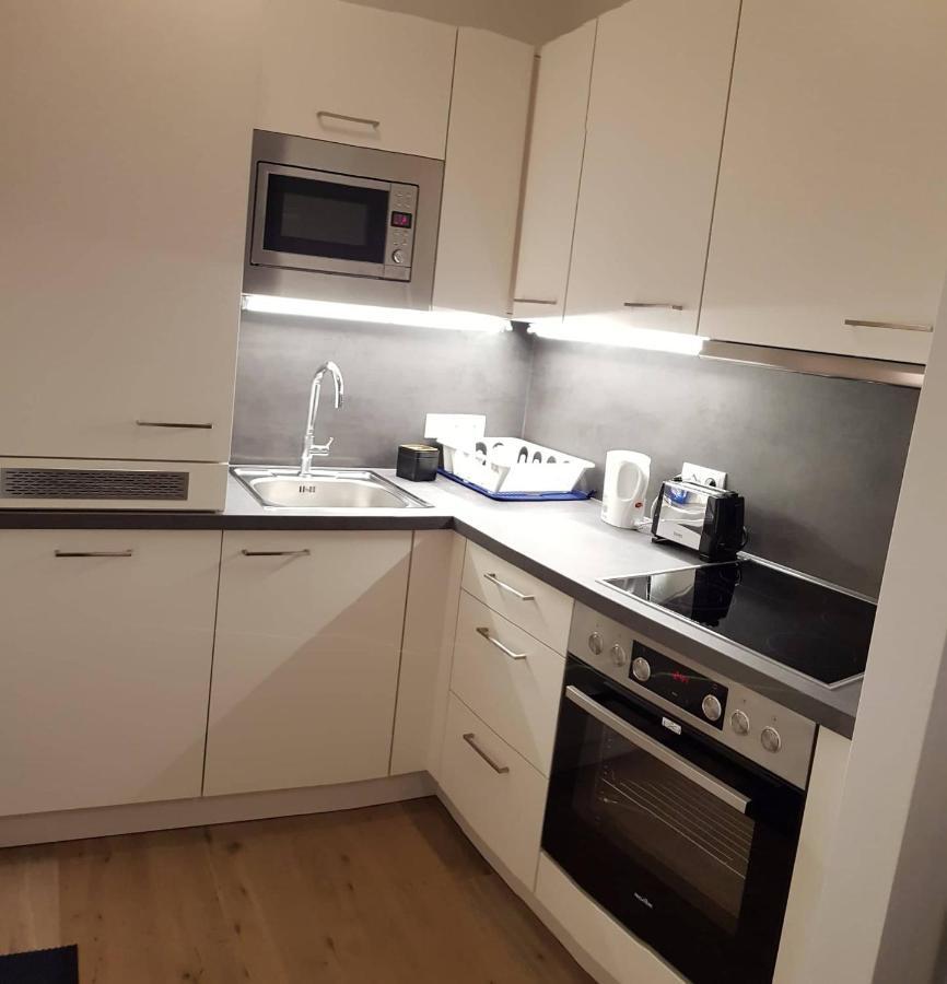 Wunderschones Apartment Виена Екстериор снимка